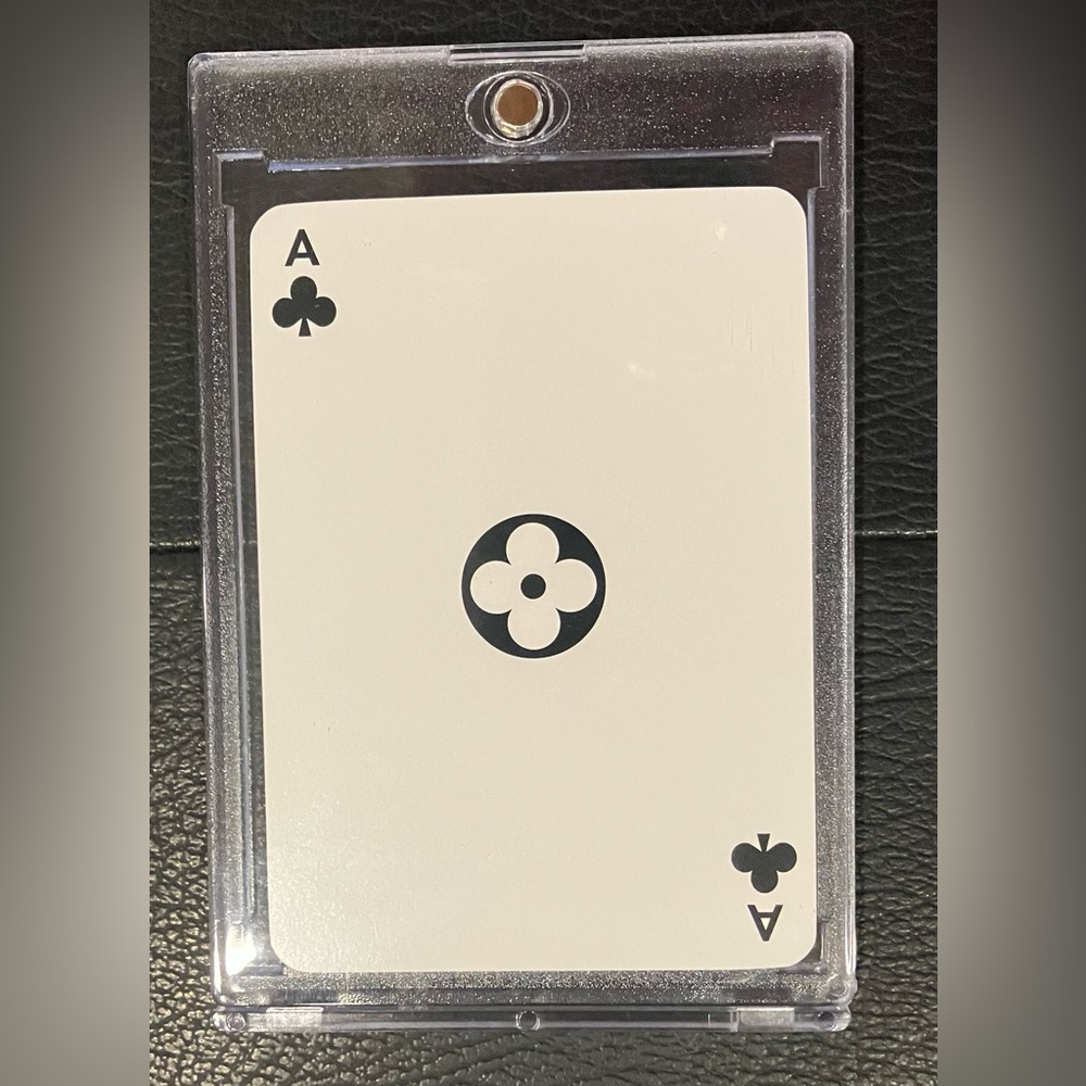 AUTHENTIC LOUIS VUITTON WHITE MURAKAMI COLLECTIBLE ACE OF CLUBS CARD W COA